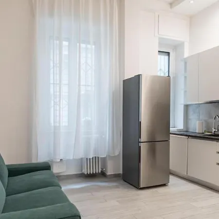 Dea Dreams - Porta Romana Apartment